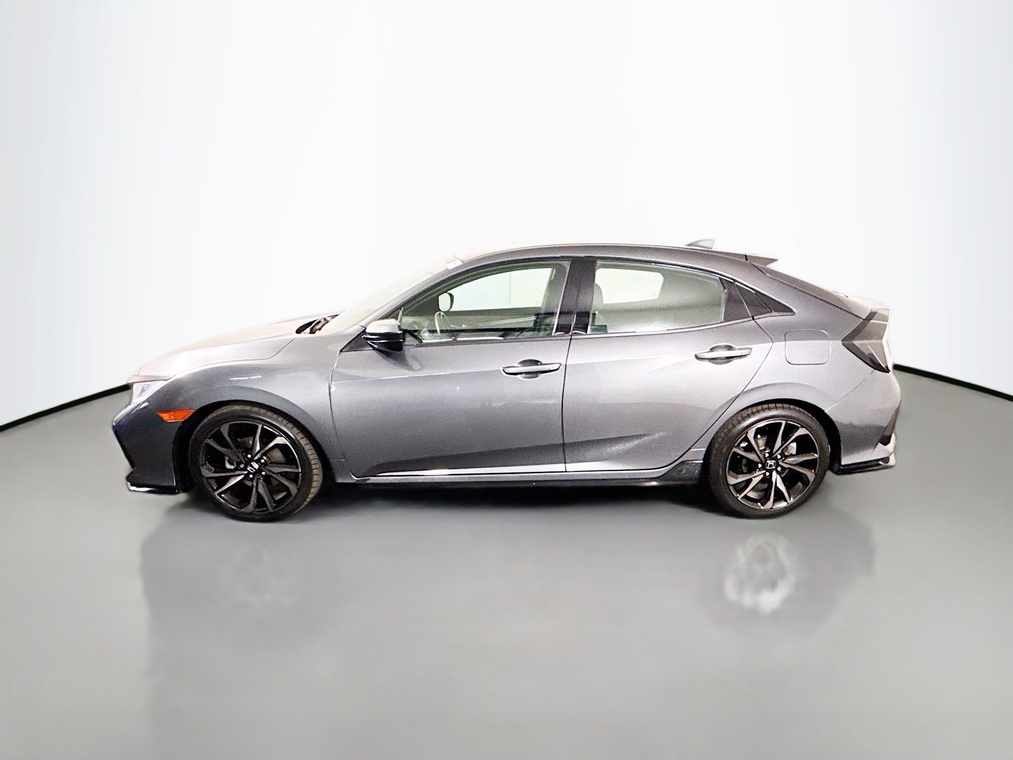 Used 2018 Honda Civic Sport image 6