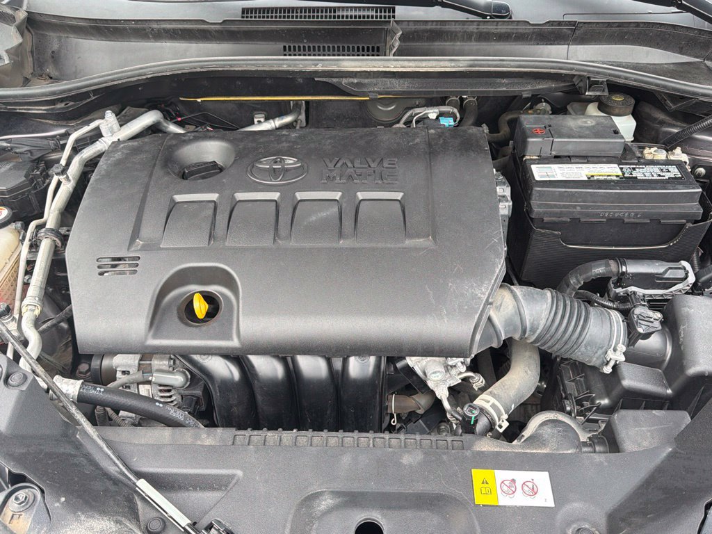 Used 2021 Toyota C-HR XLE FWD image 40