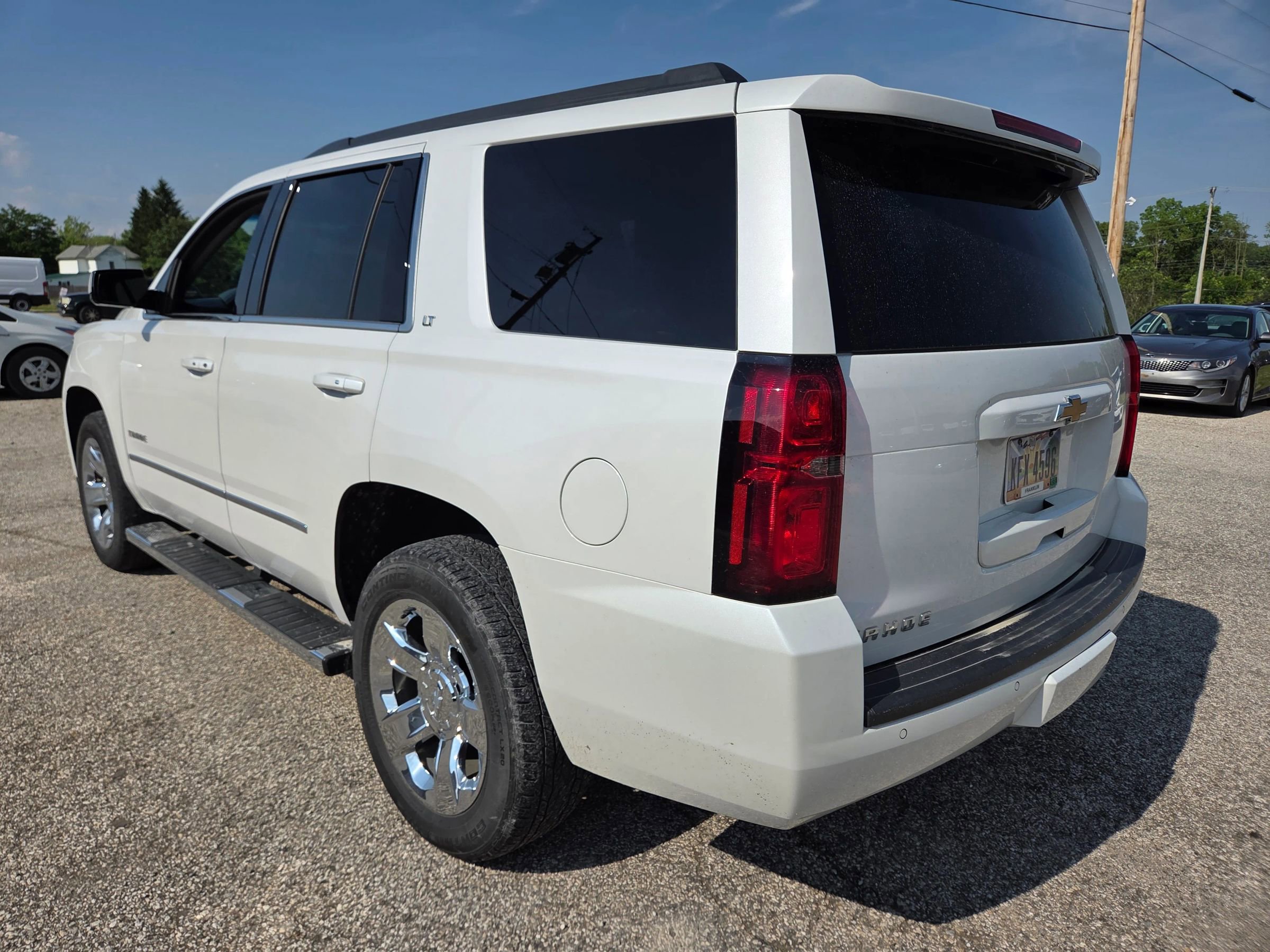 Used 2019 Chevrolet Tahoe LT w/ LT Signature Package AWD/4WD image 6