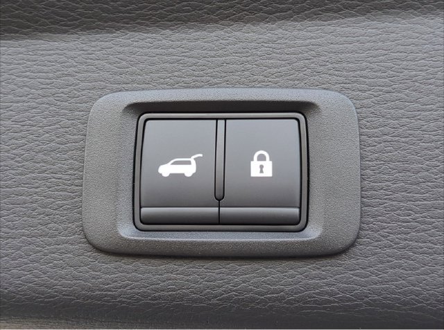 New 2026 Mitsubishi Outlander SEL FWD image 13