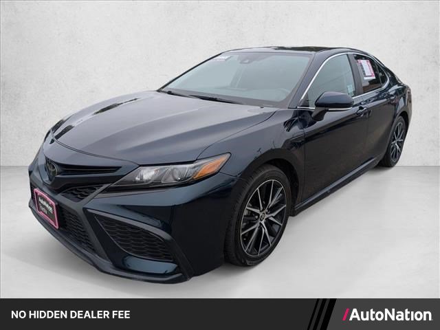 Used 2021 Toyota Camry SE w/ Convenience Package FWD image 1