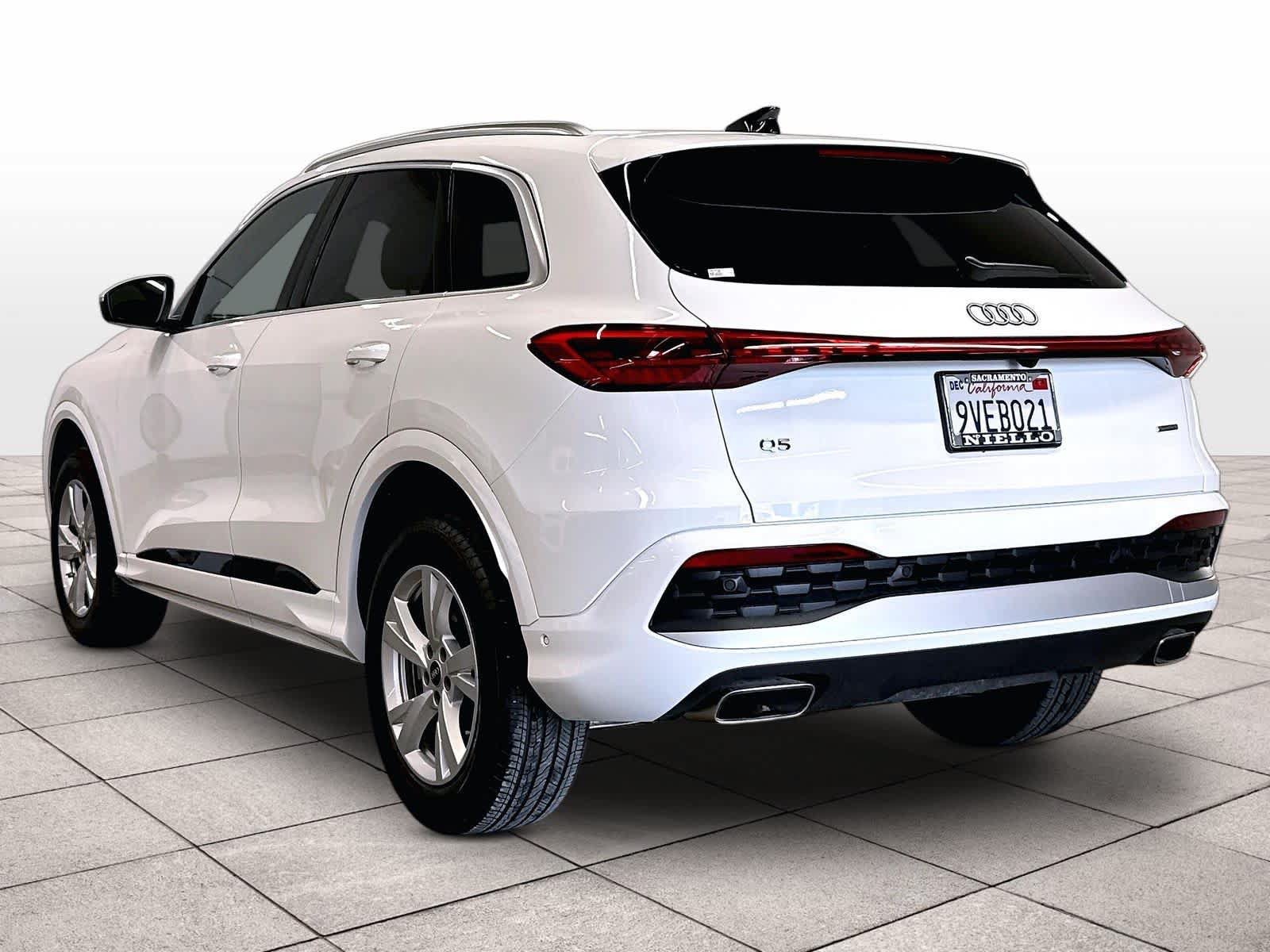 Certified 2025 Audi Q5 Premium AWD/4WD image 13
