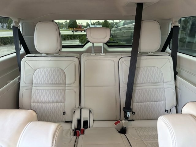 Certified 2023 Lincoln Navigator L Black Label AWD/4WD image 21