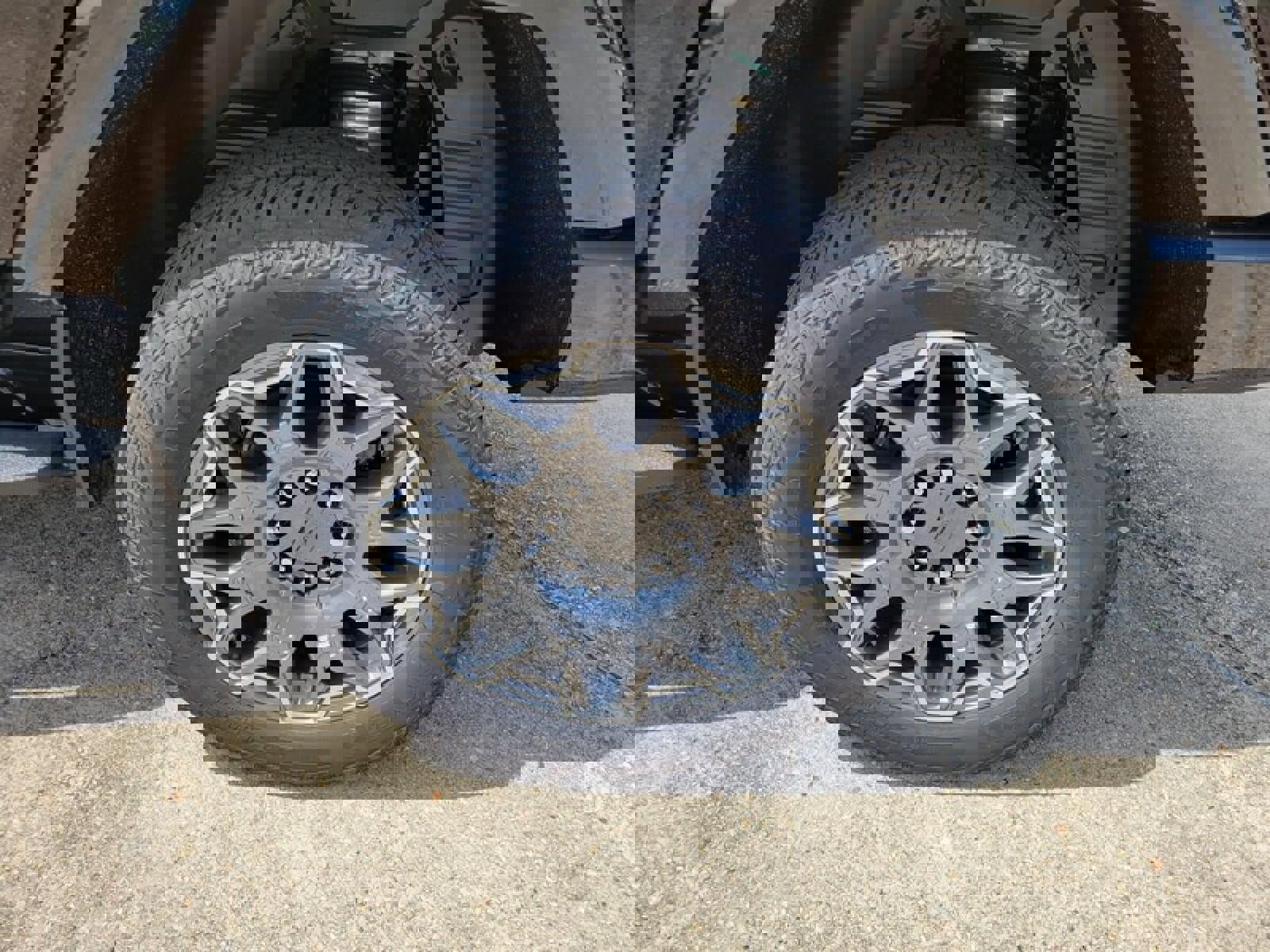 New 2025 GMC Hummer EV 3X image 9