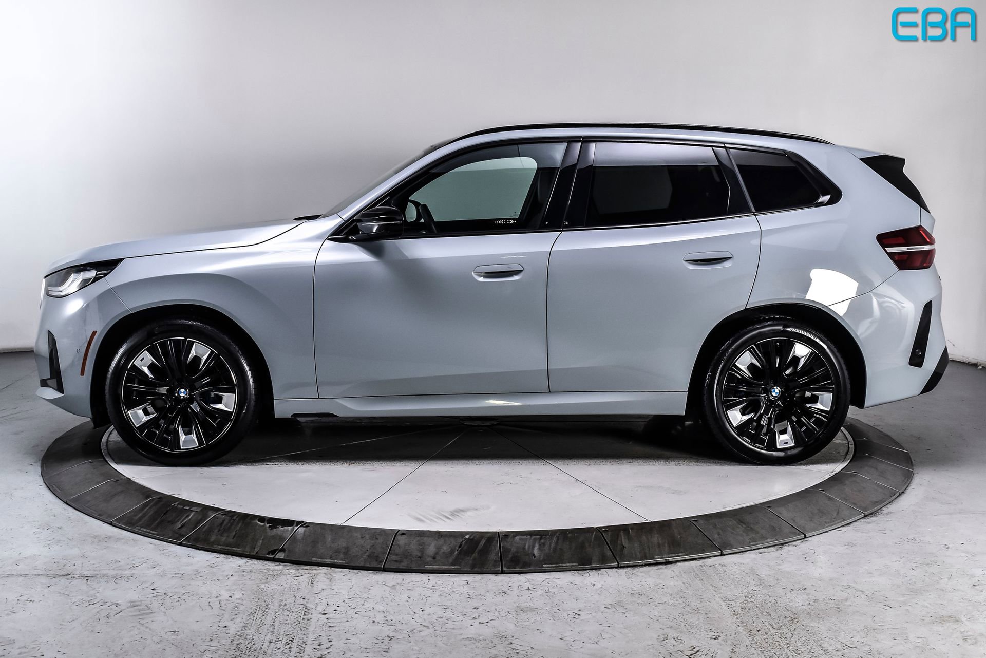 Used 2025 BMW X3 M50 w/ Premium Package AWD/4WD image 3