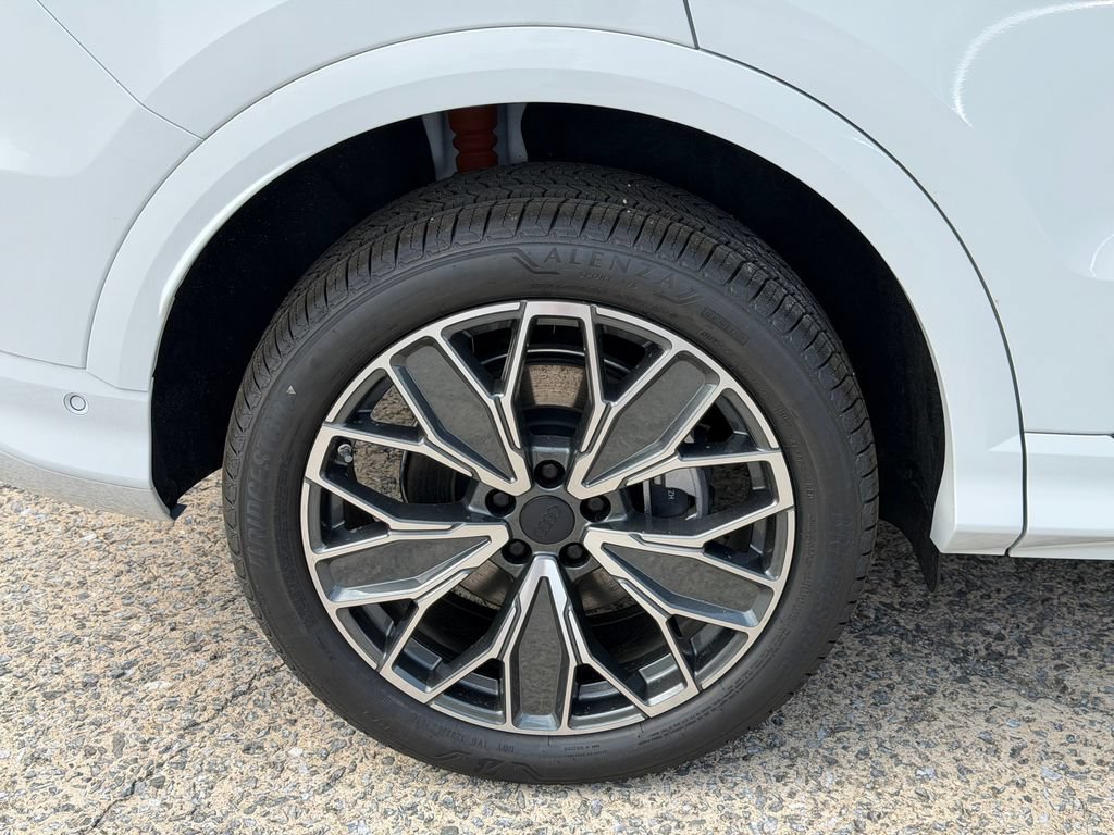 New 2026 Audi Q5 Premium Plus AWD/4WD image 6