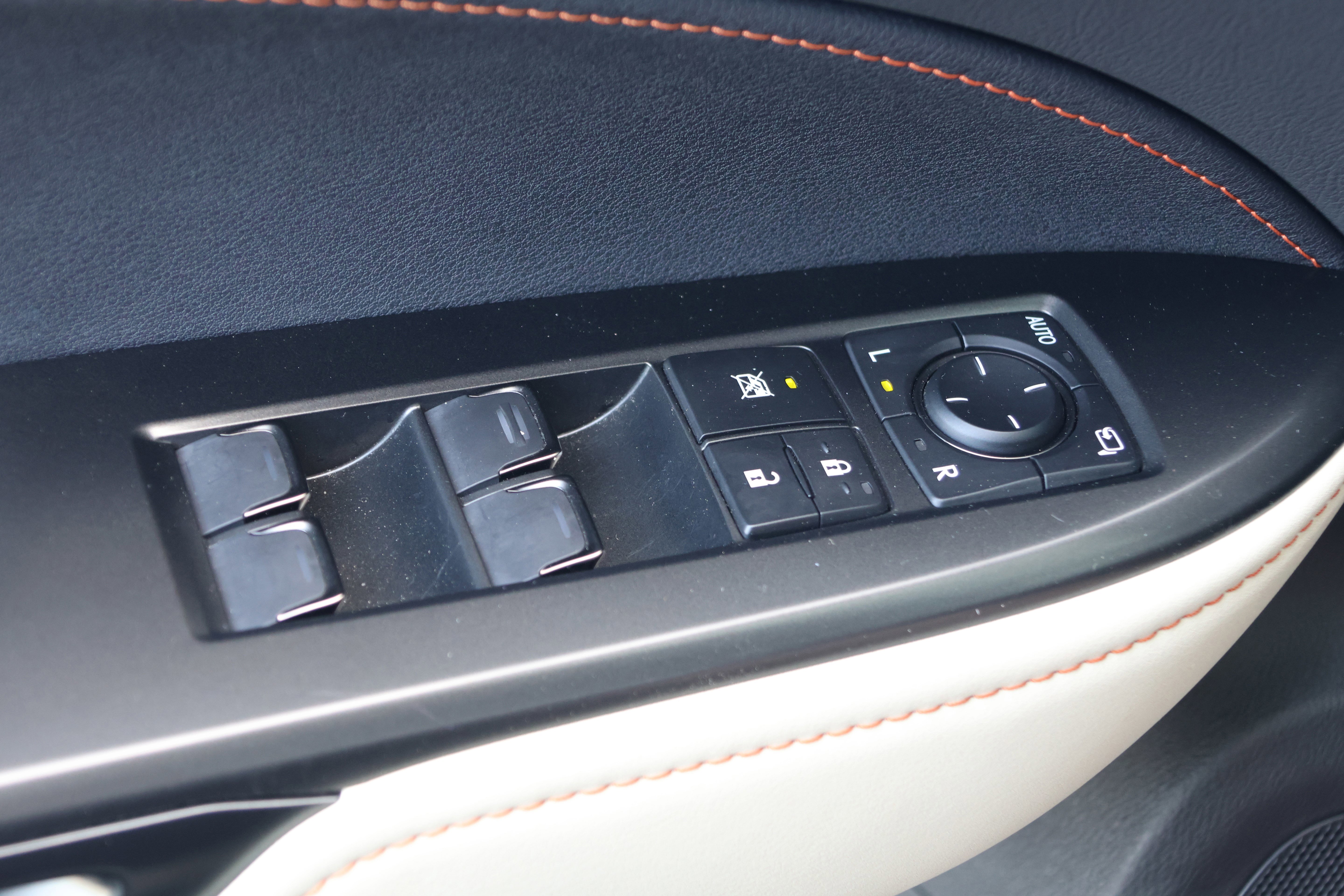 Used 2023 Lexus NX 350 AWD image 14