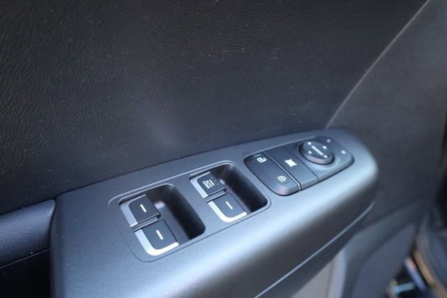 Used 2022 Kia Sportage LX image 20