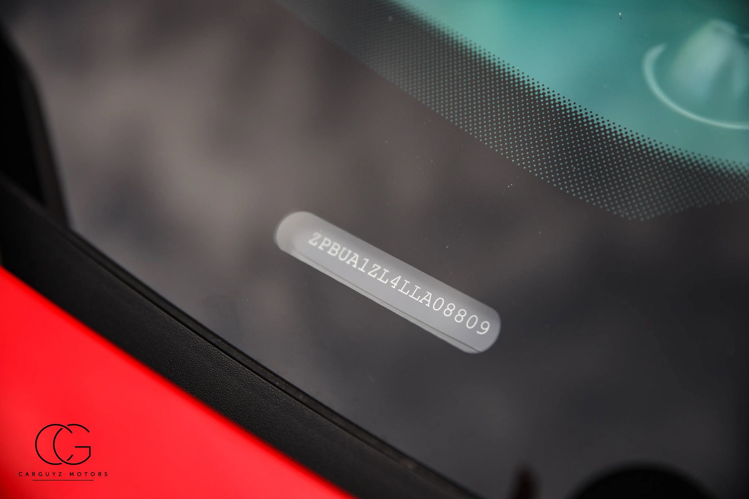 Used 2020 Lamborghini Urus AWD/4WD image 27