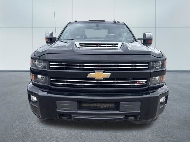 Used 2019 Chevrolet Silverado 2500 LT w/ Custom Sport Edition image 6