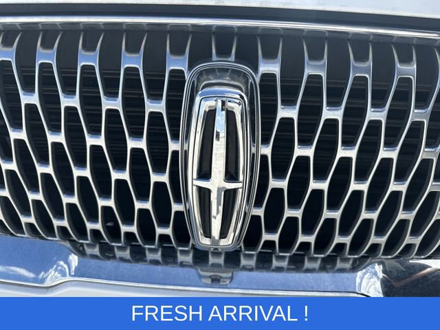 Used 2022 Lincoln Corsair Reserve w/ Equipment Group 201A image 10