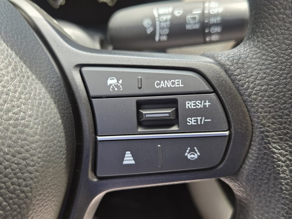 Certified 2027 Honda HR-V LX image 25