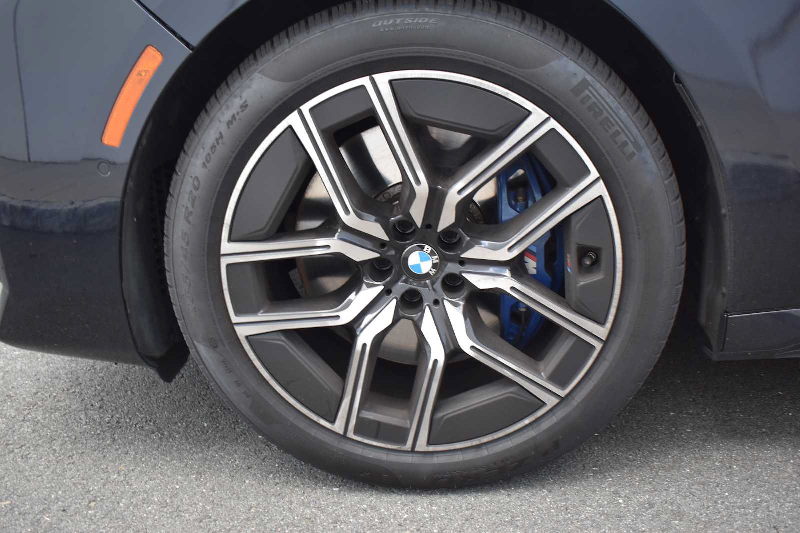 Certified 2024 BMW 740i xDrive AWD/4WD image 24