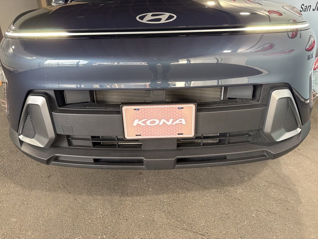 Used 2025 Hyundai Kona SEL FWD image 13