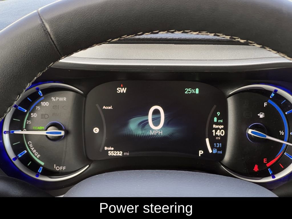 Used 2024 Chrysler Pacifica Select image 17