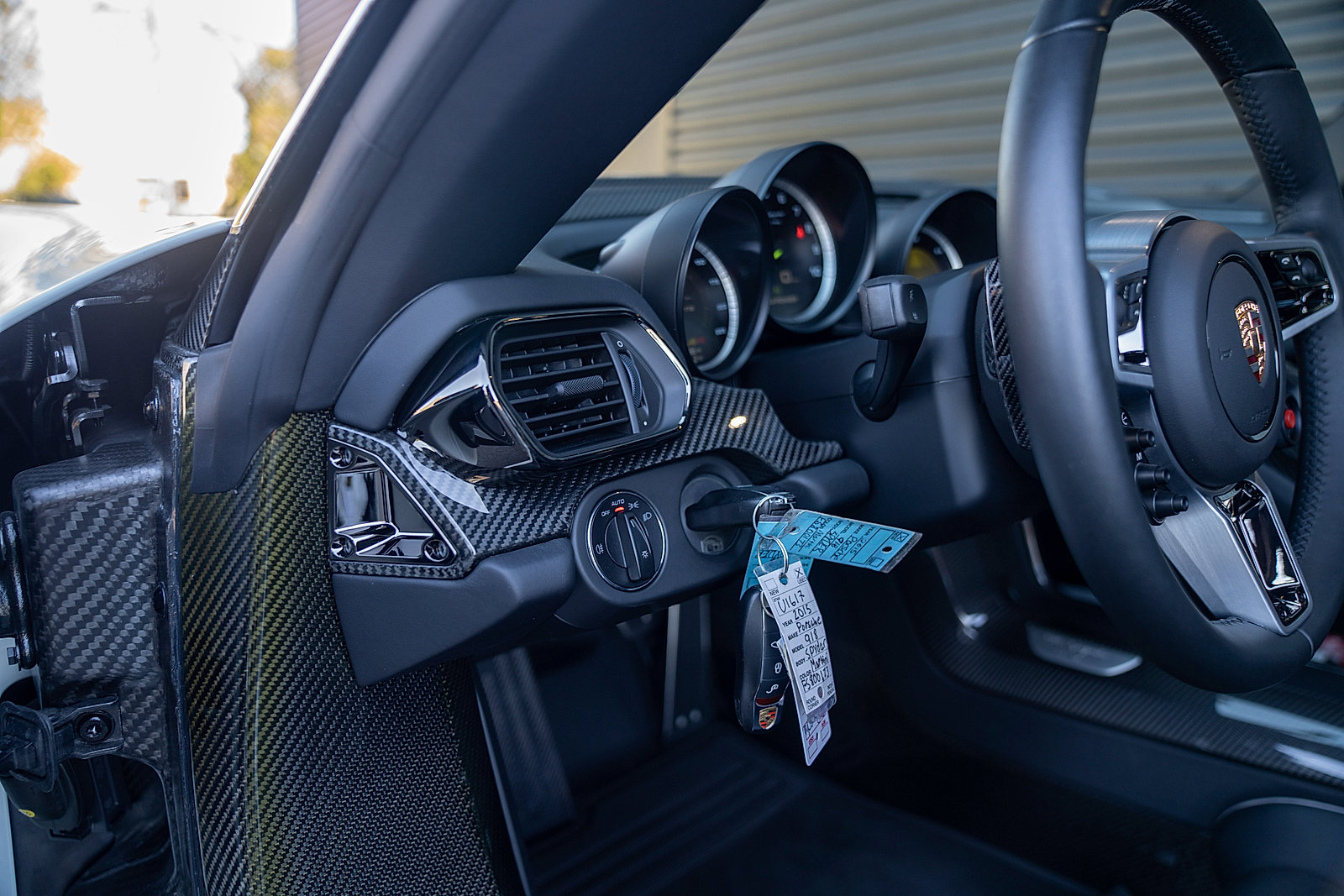 Used 2015 Porsche 918 Spyder AWD/4WD image 23