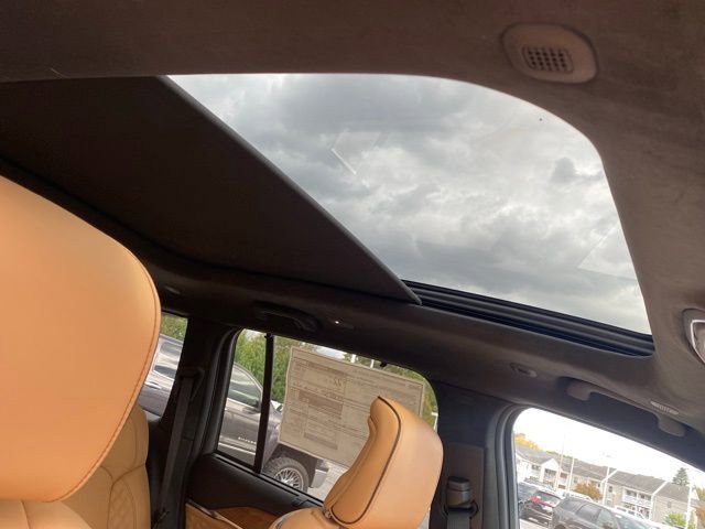 New 2025 Jeep Grand Cherokee Summit image 32