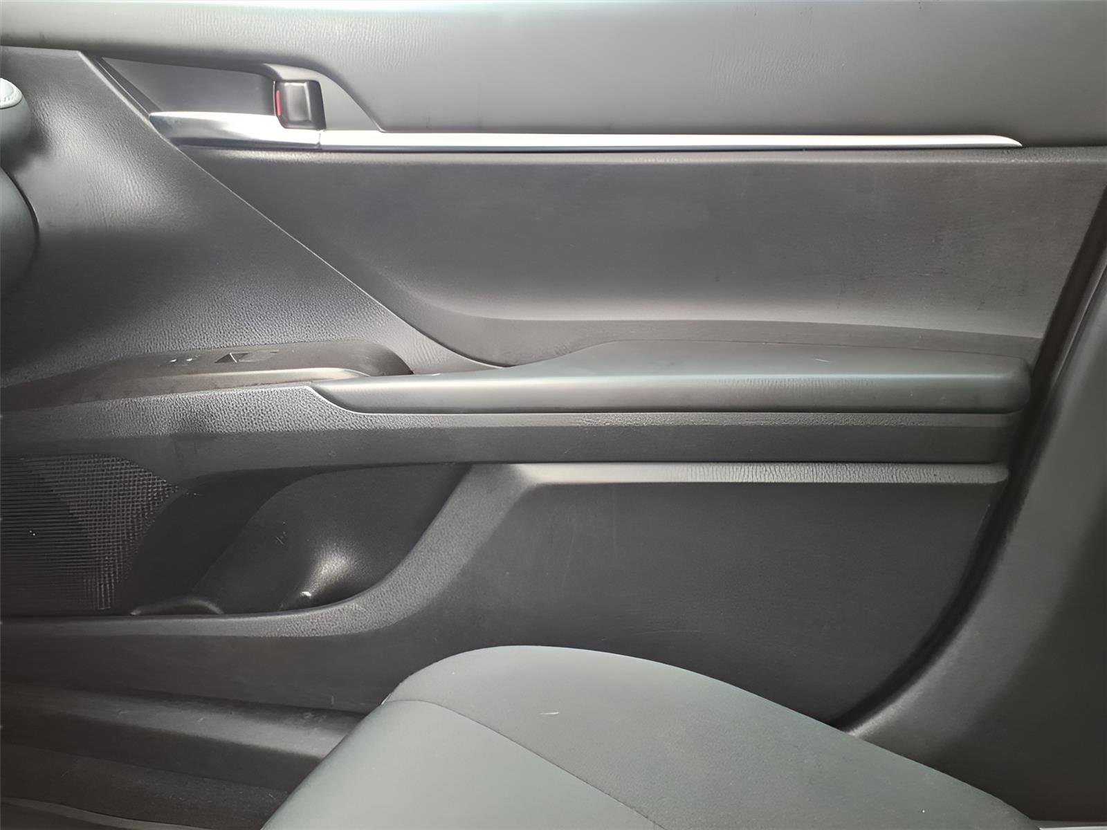 Used 2023 Toyota Camry LE image 25