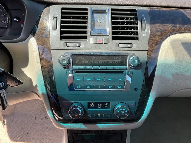 Used 2011 Cadillac DTS image 13