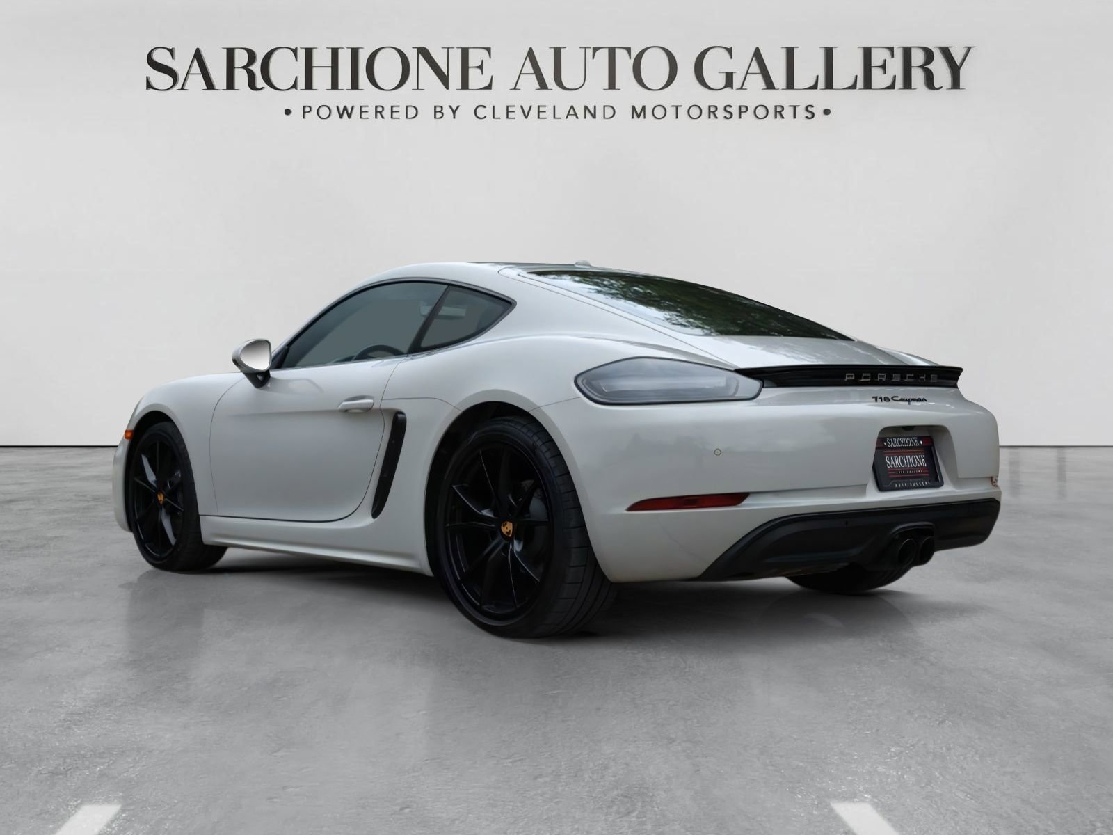 Used 2025 Porsche 718 Cayman RWD image 2