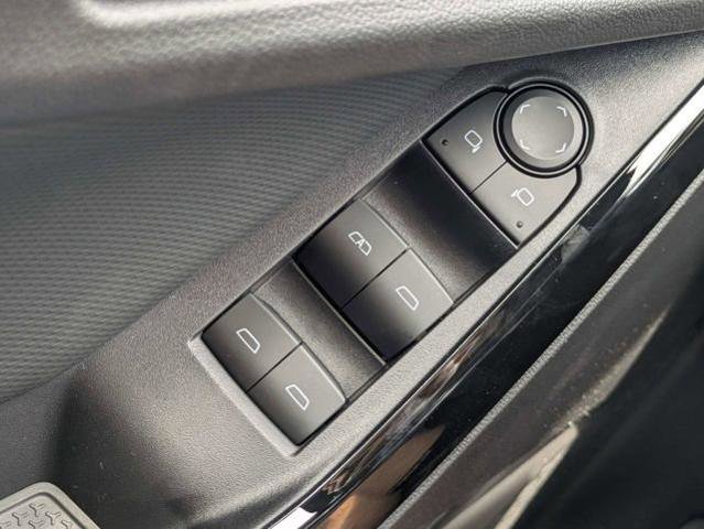New 2026 Chevrolet Equinox LT w/ Convenience Package II FWD image 27