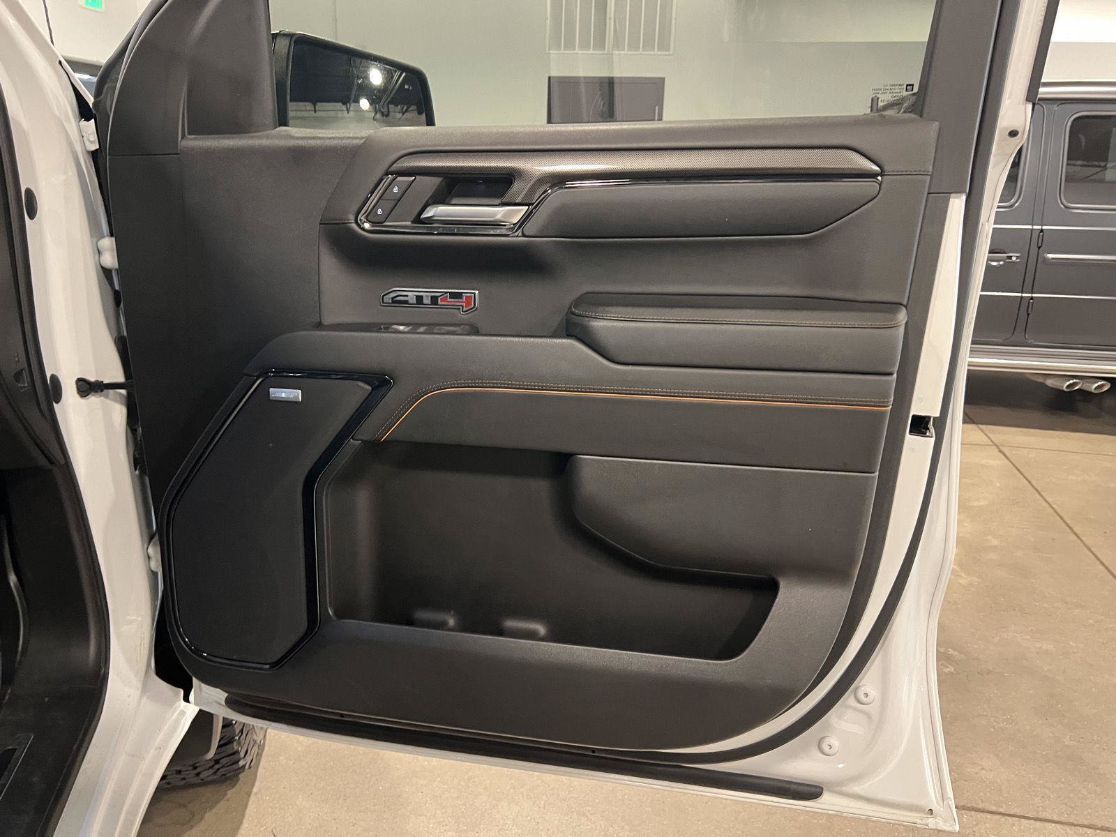 Used 2023 GMC Sierra 1500 AT4 w/ AT4 Preferred Package AWD/4WD image 49