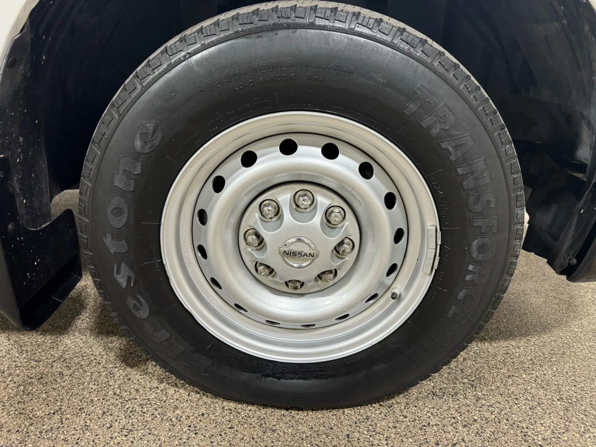 Used 2018 Nissan NV 3500 S image 65