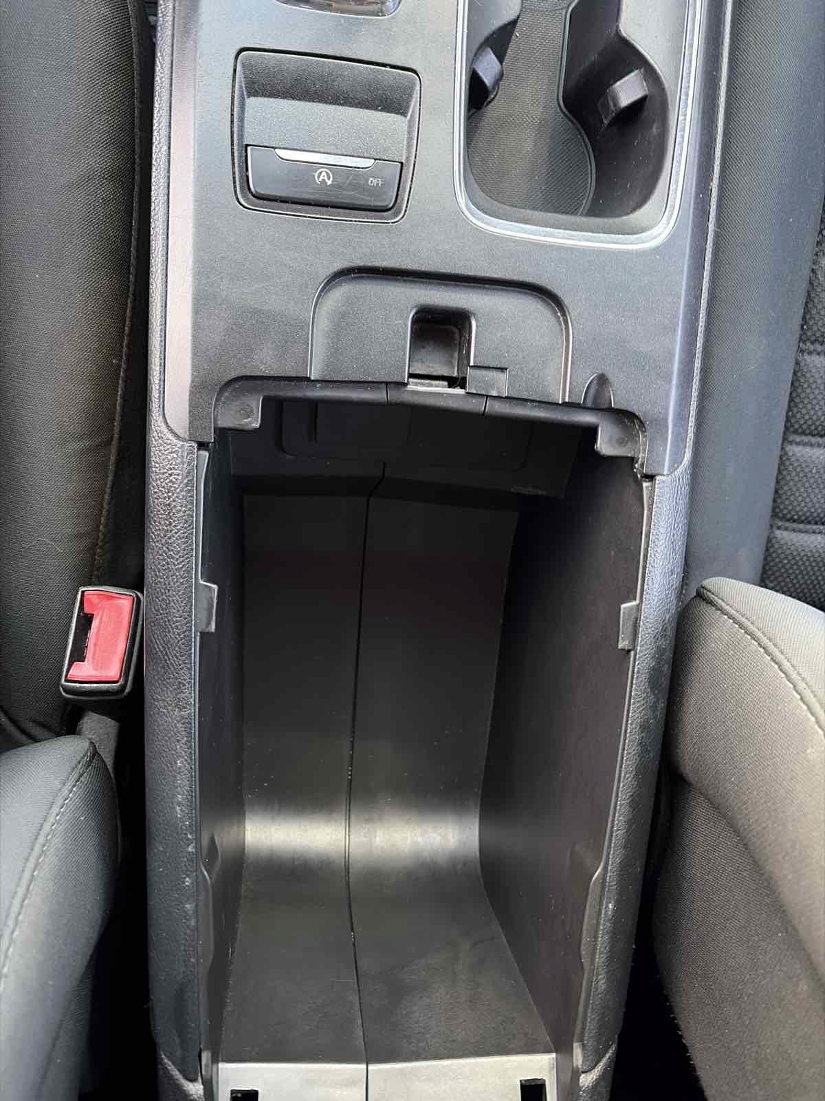 Used 2019 Ford Fusion SE FWD image 38