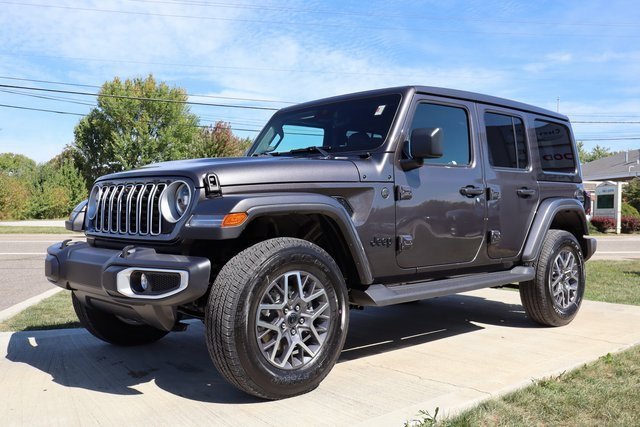 New 2025 Jeep Wrangler Sahara image 8