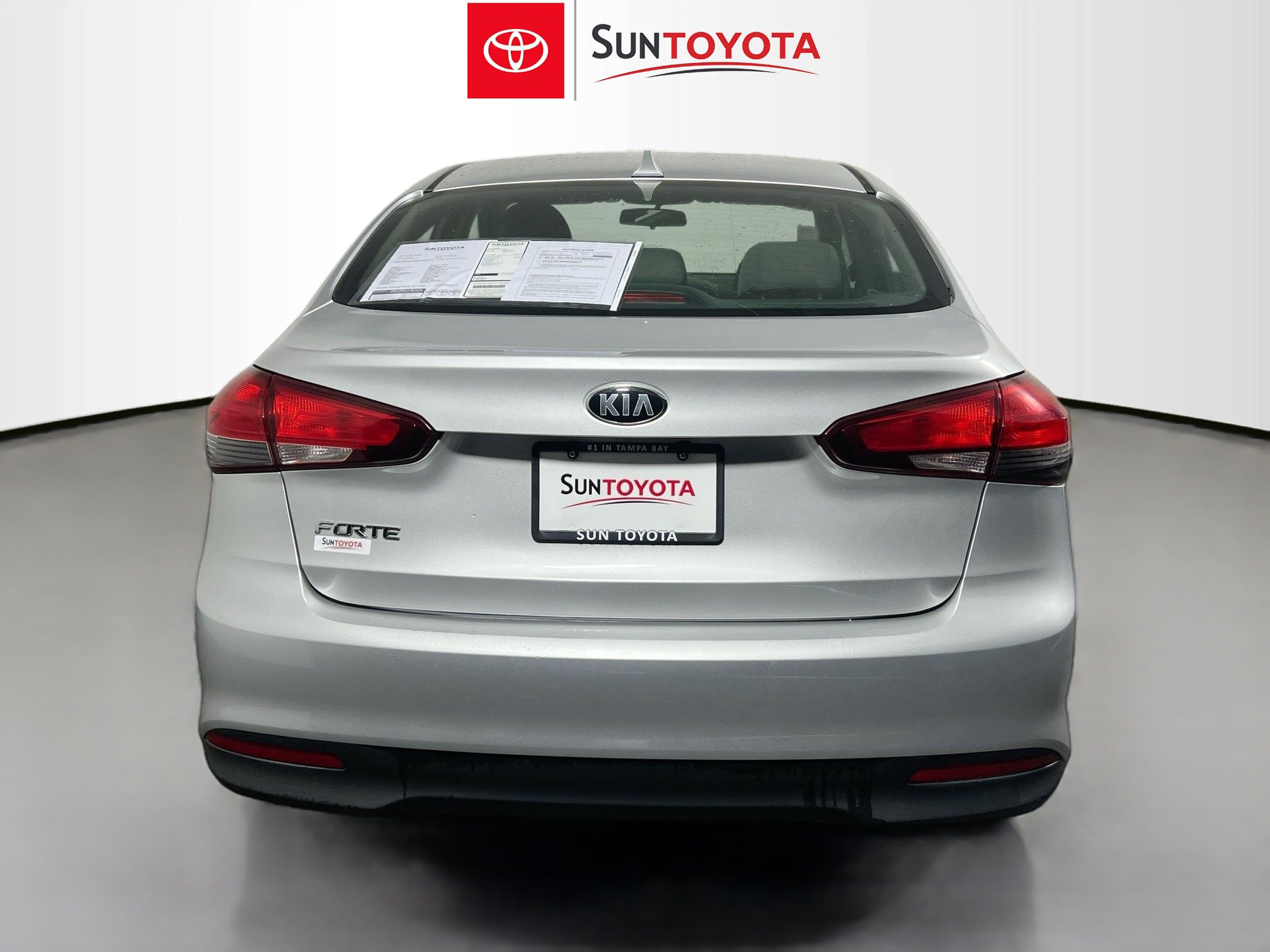 Used 2017 Kia Forte LX FWD image 5