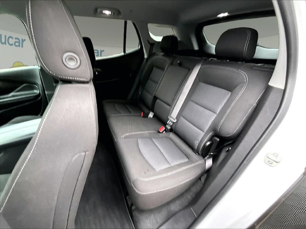 Used 2024 GMC Terrain SLE AWD/4WD image 15