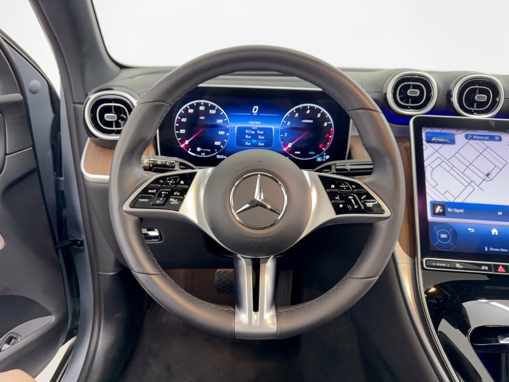 Used 2023 Mercedes-Benz GLC 300 image 10