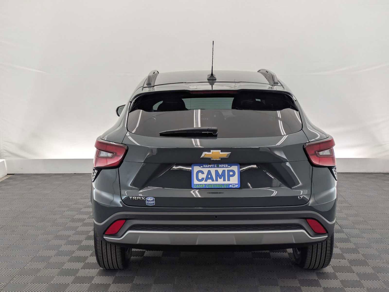 New 2026 Chevrolet Trax LT w/ Driver Confidence Package FWD image 5