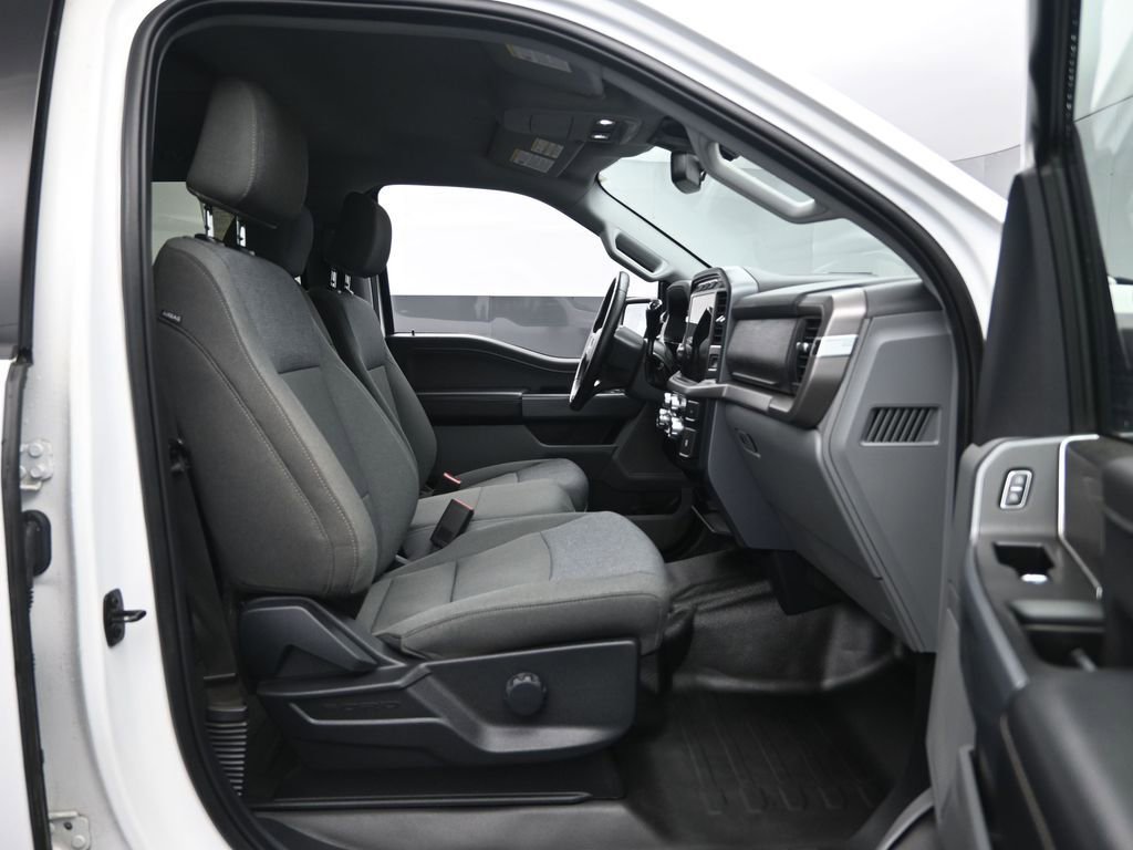 Used 2024 Ford F150 XLT image 28