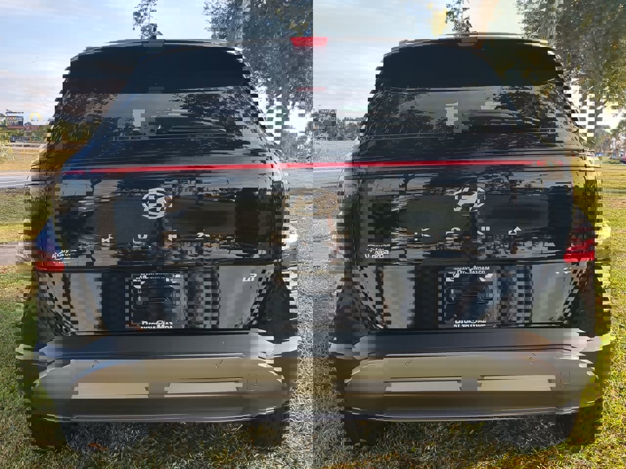 Used 2024 Hyundai Kona Limited image 5