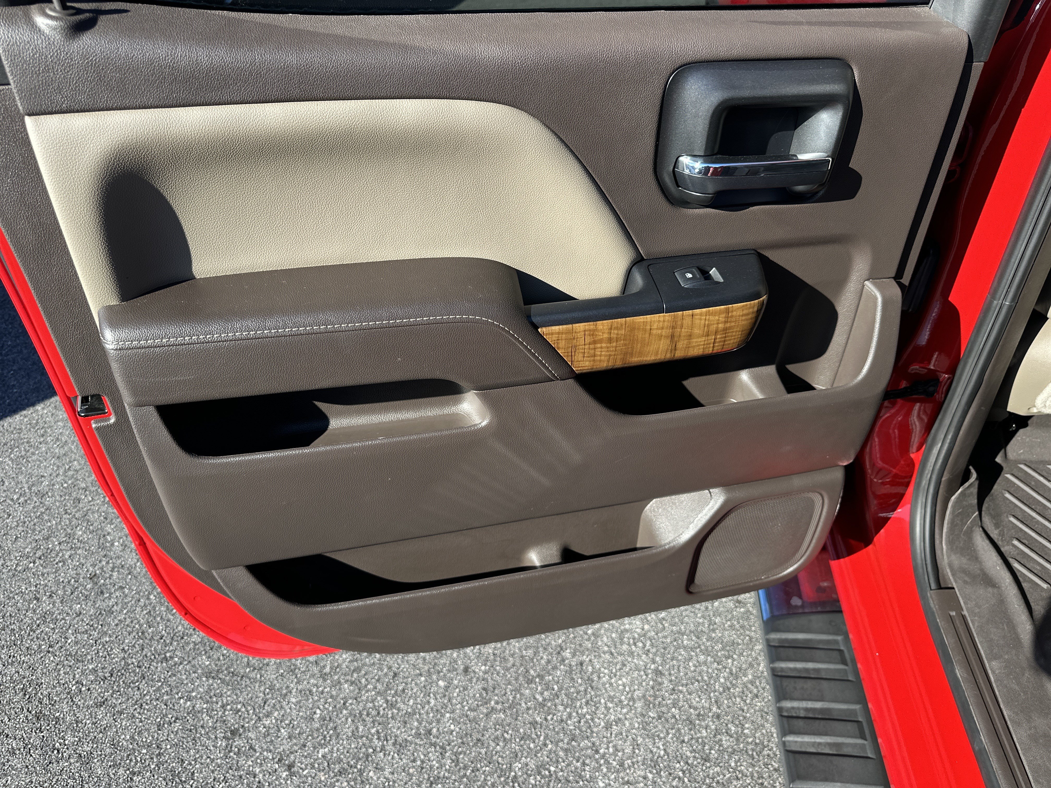 Used 2018 GMC Sierra 1500 SLT AWD/4WD image 22