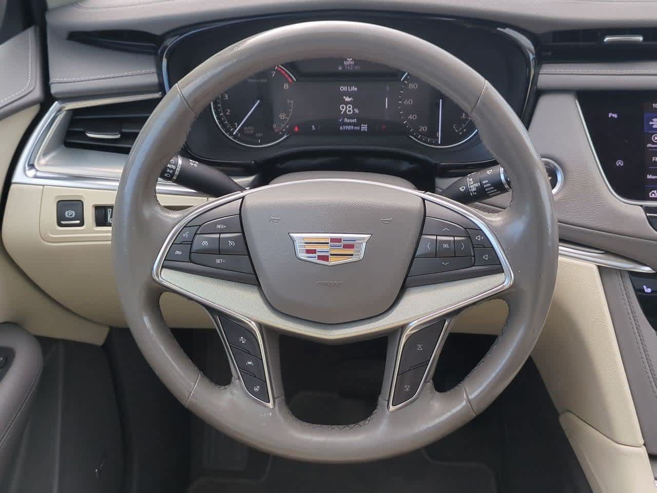 Used 2022 Cadillac XT5 Premium Luxury AWD/4WD image 23