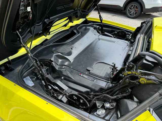 Used 2021 Chevrolet Corvette Stingray w/ Z51 Performance Package image 44