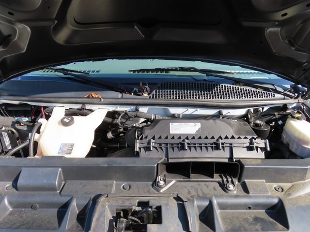 Used 2019 Chevrolet Express 2500 RWD image 31
