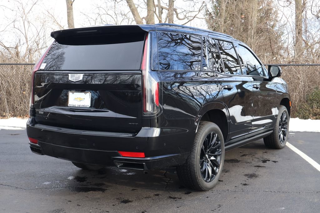 Used 2023 Cadillac Escalade Sport Platinum w/ LPO, ONYX Package image 8