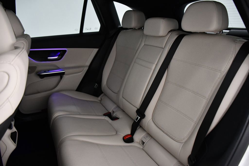 Certified 2025 Mercedes-Benz GLC 300 4MATIC image 21