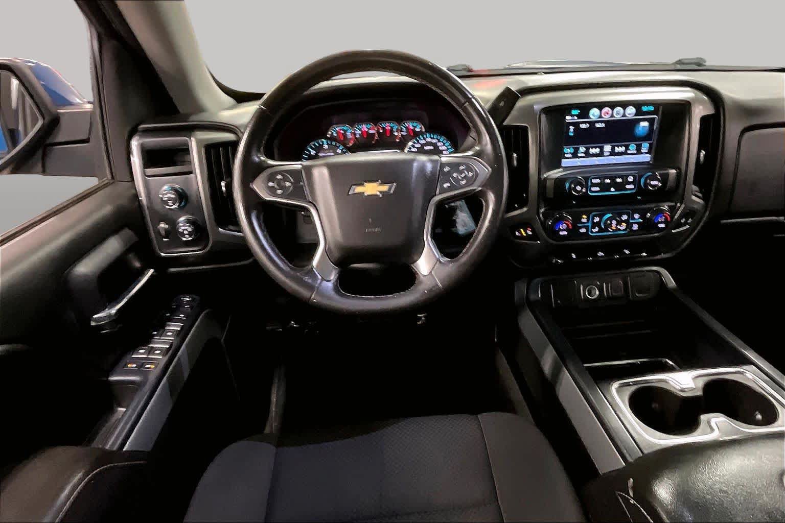 Used 2017 Chevrolet Silverado 1500 LT w/ All Star Edition AWD/4WD image 6