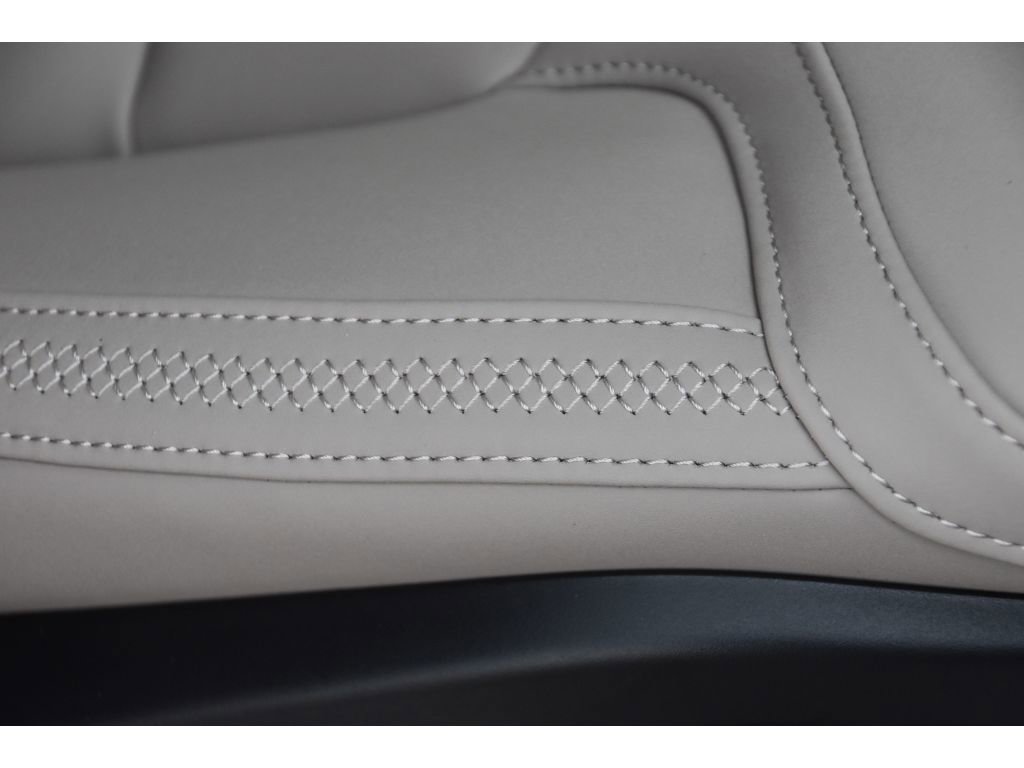 New 2026 Volvo XC90 B6 Plus w/ Protection Package Premier image 33