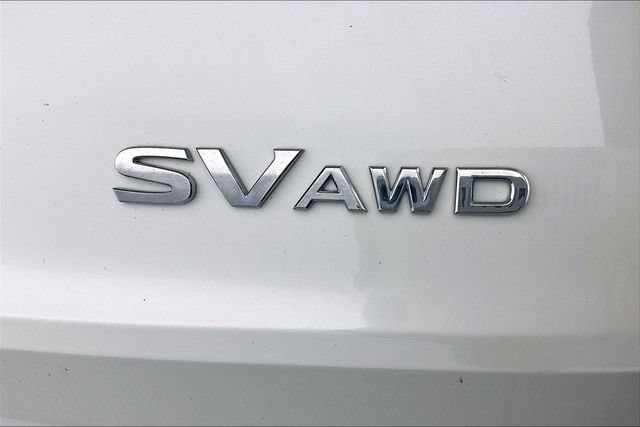 Used 2023 Nissan Rogue SV AWD/4WD image 17