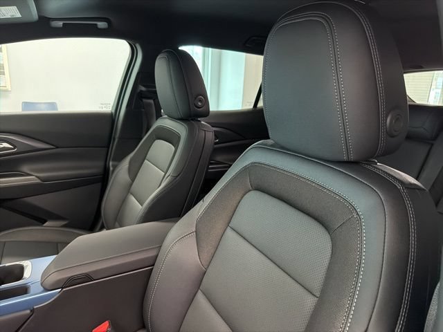 New 2026 Chevrolet Equinox EV LT FWD image 14
