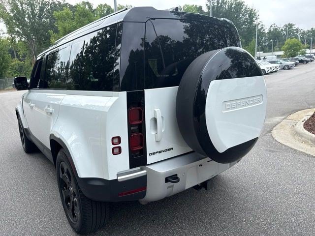 Used 2025 Land Rover Defender 110 S AWD/4WD image 7