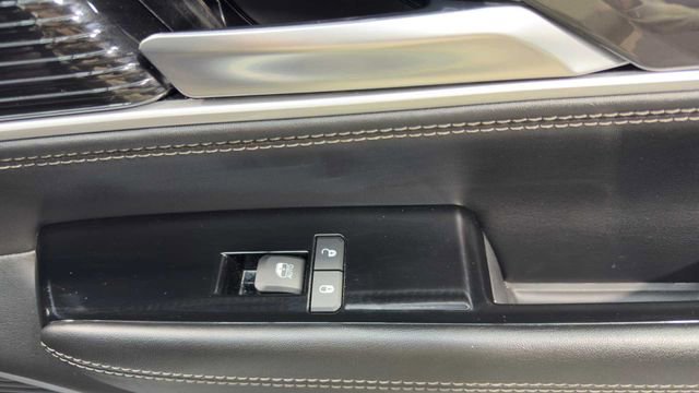 Used 2023 Jeep Wagoneer 2WD image 16