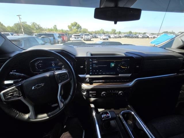Used 2022 Chevrolet Silverado 1500 LT Trail Boss w/ LT Trail Boss Premium Package AWD/4WD image 4