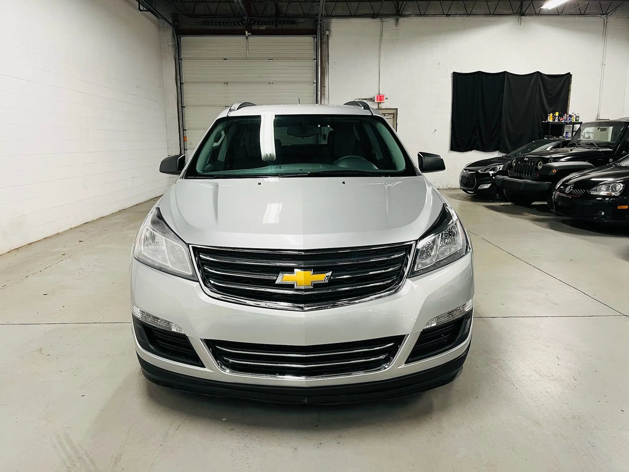 Used 2014 Chevrolet Traverse LS image 3