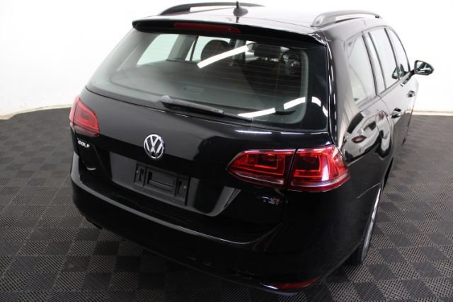 Used 2017 Volkswagen Golf S FWD image 5
